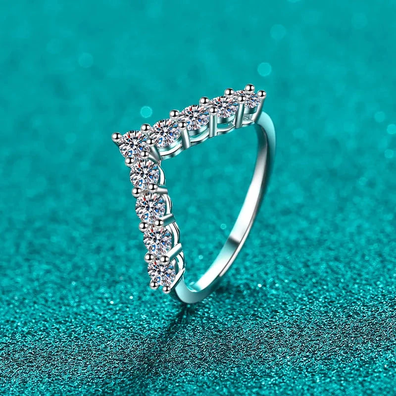 IREP Gaia Moissanite V Shape Ring Ring iRepBrand