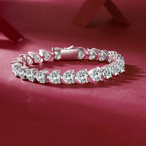 IREP Lottie Moissanite Heart Bracelet Bracelet iRepBrand