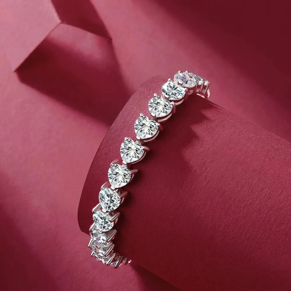 IREP Lottie Moissanite Heart Bracelet Bracelet iRepBrand