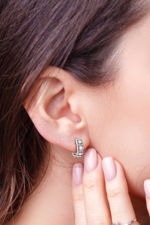 IREP Nudara Moissanite Huggie Earrings Earrings iRepBrand