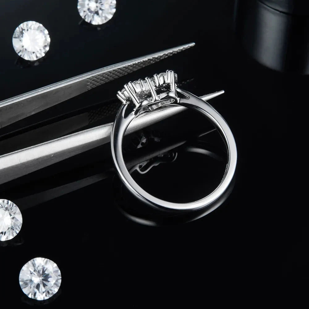 IREP Reins Moissanite Heart Ring Ring iRepBrand