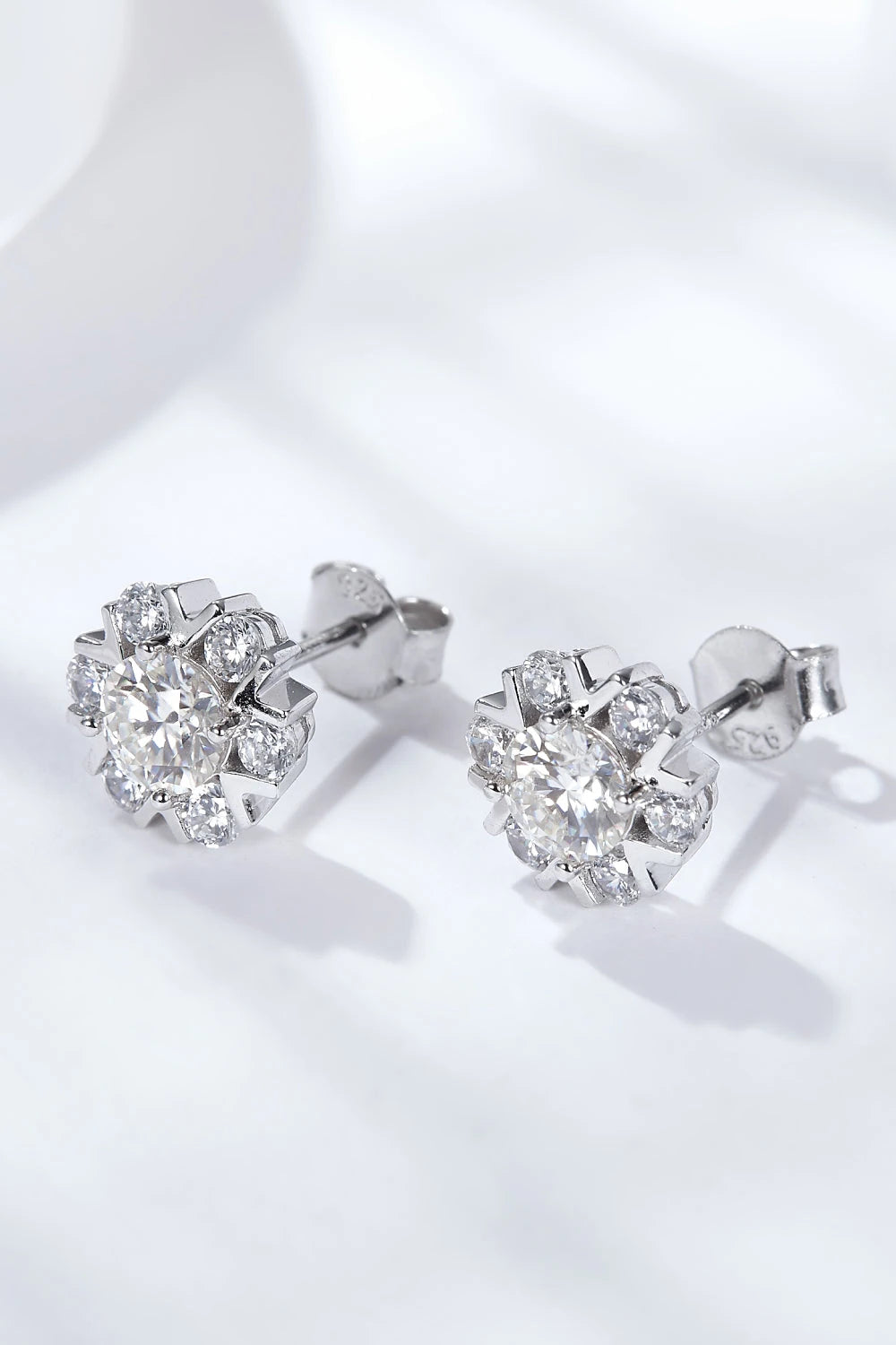 IREP Remy Moissanite Stud Earrings Earrings iRepBrand