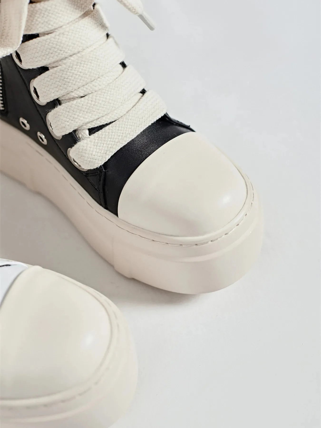 Irep Color IREP Stealth Wealth Statement Sneakers - IREP Brand