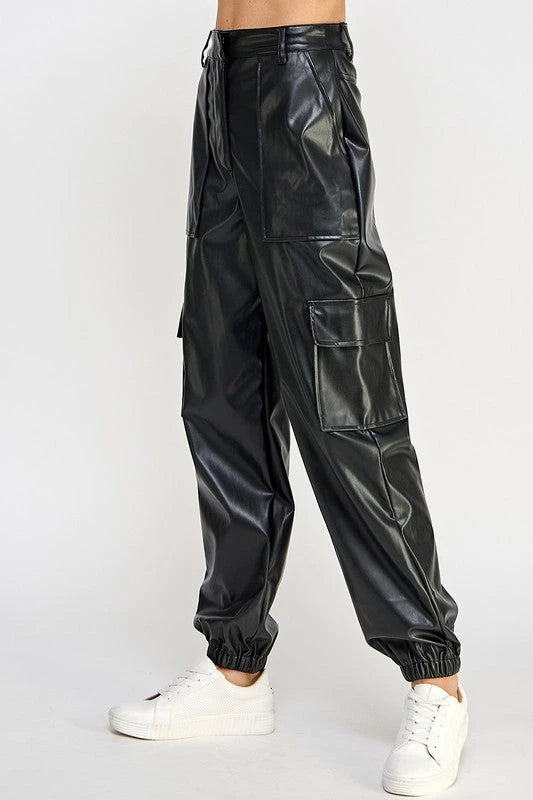RELAXED VEGAN LEATHER CARGO PANTS Sweet Generis 