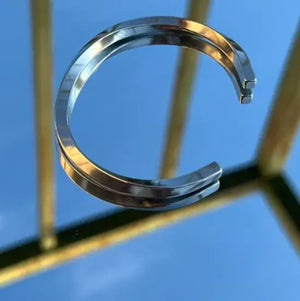 IREP Silver Mobius Open Bangle Bracelet IREPBRAND 